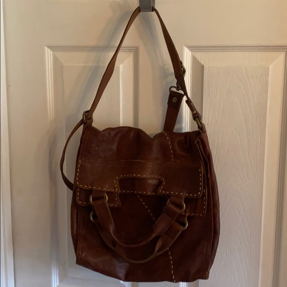 Lucky brown versatile leather bag